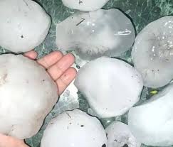 Granizo destrutivo atinge a Argentina e há risco no Sul do Brasil