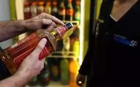 Governo do Estado poderá fechar estabelecimentos que venderem bebidas e cigarros ilegais