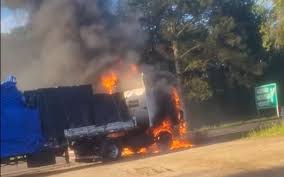 Motorista evita tragédia e salva vida de caminhoneiro e do filho em rodovia no RS